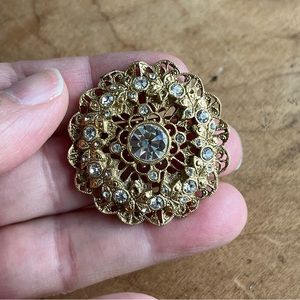 Vintage Clear Rhinestone Filigree Goldtone Brooch Pin